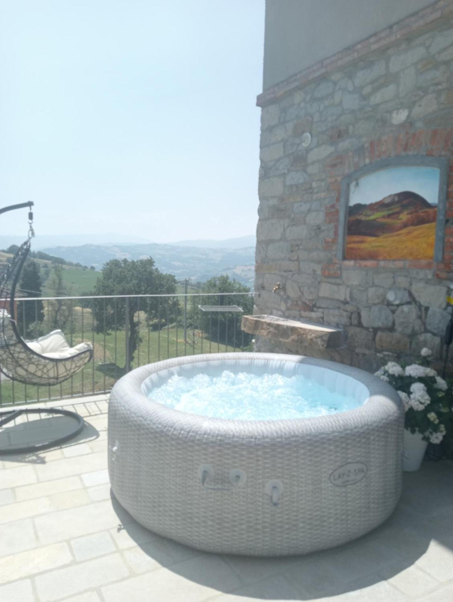 Bebbio Casale Monte Valestra Bed & Breakfast 部屋 写真